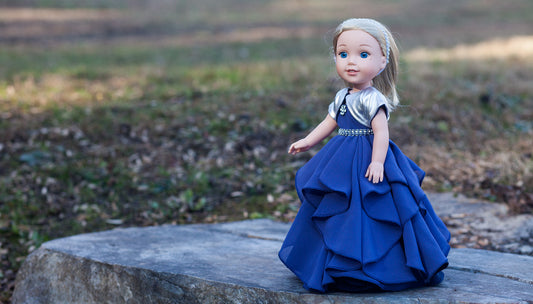 Loving the "Love For Lola" Elsie Doll Dress Pattern